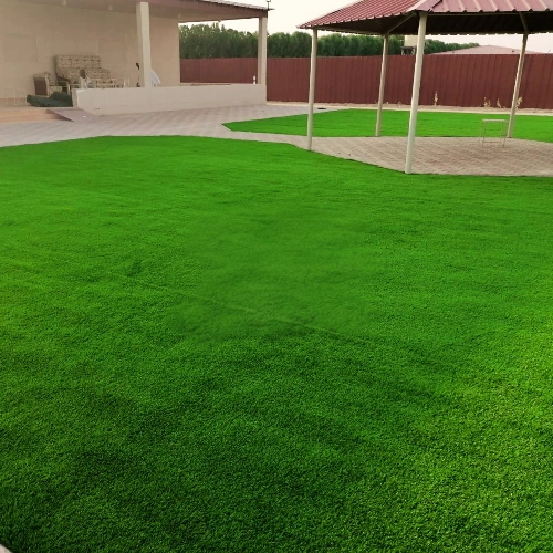 Tailored artificial grass for modern designs.