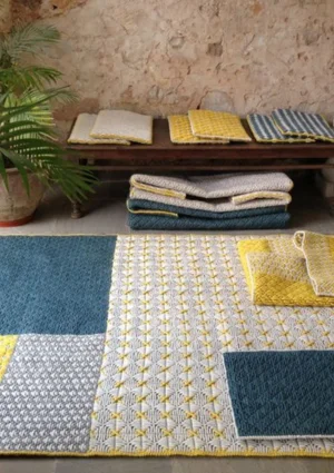 Traditional handmade rugs in Dubai with classic style.