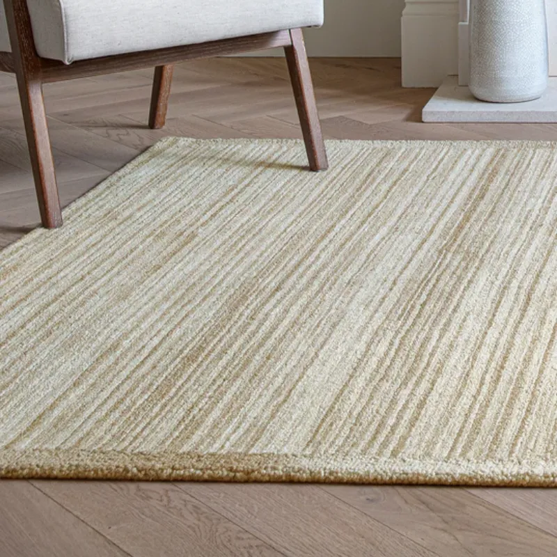 Ailany Hand-tufted Wool Rug