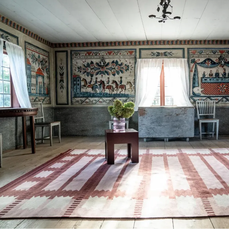 Layered Rollakan Iris Rasberry